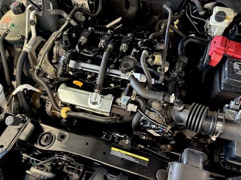 Used 2021 Nissan Kicks SR w/ SR Premium Package image 32