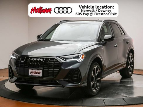 Certified 2025 Audi Q3 2.0T Premium Plus w/ Premium Plus Package AWD/4WD image 1