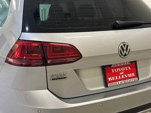 Used 2017 Volkswagen Golf Alltrack SEL AWD/4WD image 7
