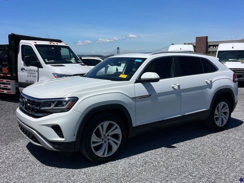Used 2021 Volkswagen Atlas Cross Sport SEL AWD/4WD image 2