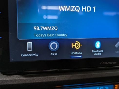 Used 2019 Toyota Tacoma TRD Off-Road image 34