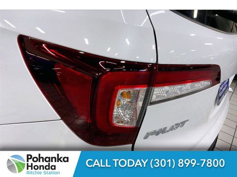 Used 2022 Honda Pilot TrailSport image 29