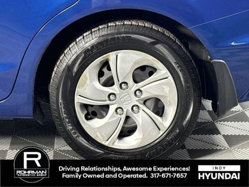 Used 2015 Honda Civic LX image 9