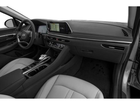 Used 2021 Hyundai Sonata Limited w/ Preferred Accessory Package image 18