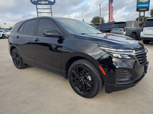 Used 2024 Chevrolet Equinox LS w/ Midnight Edition FWD image 2