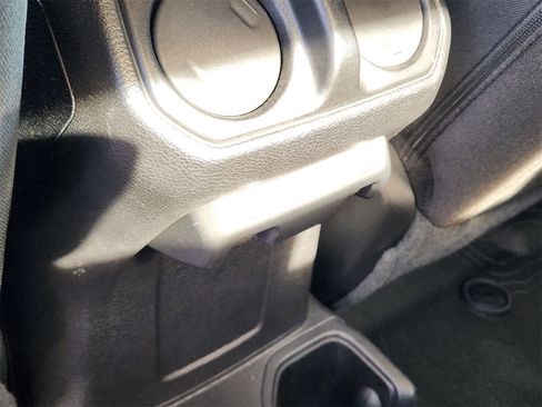 Used 2020 Jeep Gladiator Sport w/ Quick Order Package 24S image 29