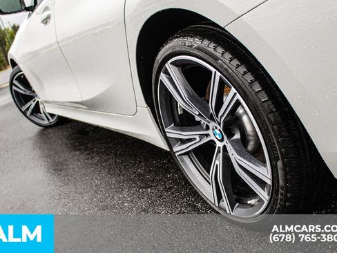 Used 2023 BMW 330i xDrive Sedan w/ Premium Package AWD/4WD image 14