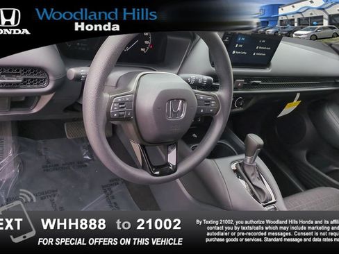 Certified 2026 Honda HR-V LX image 9