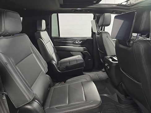 Used 2021 GMC Yukon XL Denali w/ Denali Ultimate Package AWD/4WD image 35