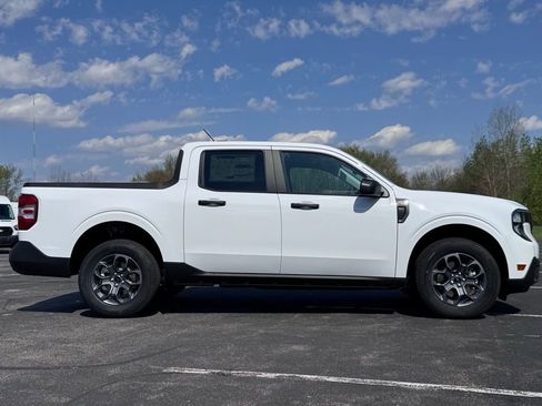 New 2026 Ford Maverick XLT FWD image 7