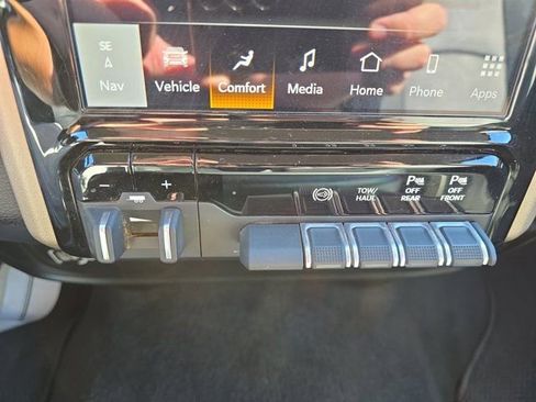 Used 2024 RAM 2500 Laramie image 34