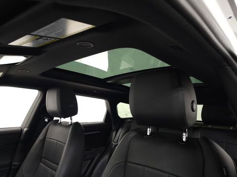 Used 2023 Land Rover Range Rover Evoque R-Dynamic SE image 18