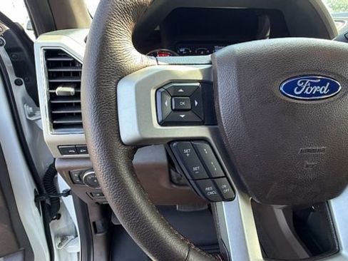 Used 2022 Ford F350 King Ranch w/ King Ranch Ultimate Package AWD/4WD image 29