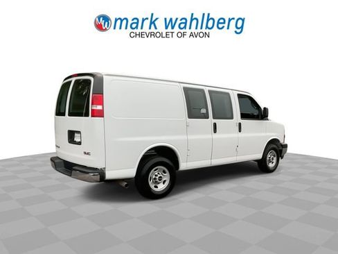Used 2024 GMC Savana 2500 w/ Driver Convenience Package RWD image 8