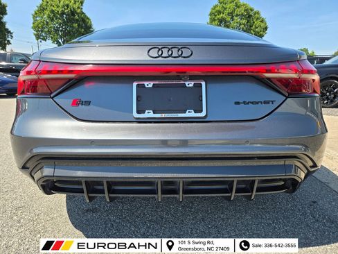 Used 2022 Audi RS e-tron GT w/ Year 1 Package AWD/4WD image 4