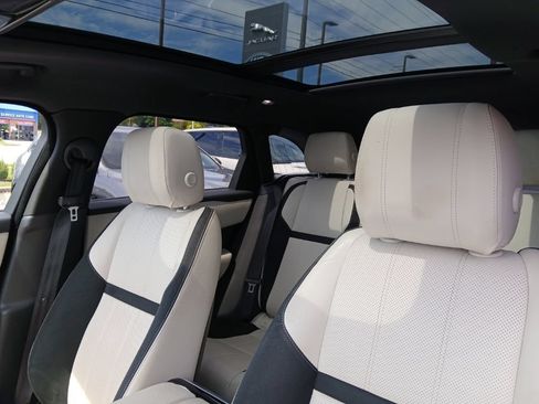 Used 2020 Land Rover Range Rover Velar R-Dynamic S AWD/4WD image 3