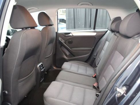 Used 2014 Volkswagen Golf 2.5L image 15