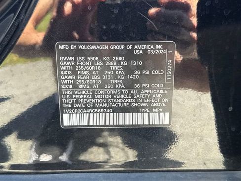 Used 2024 Volkswagen Atlas Peak Edition SE AWD/4WD image 21