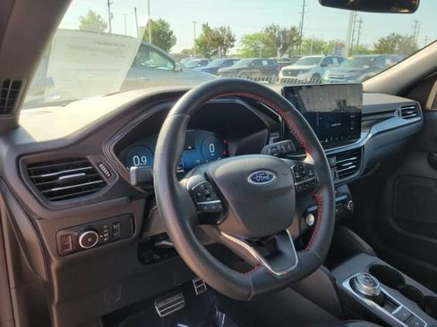 Used 2023 Ford Escape ST-Line Select w/ Tech Pack #2 AWD/4WD image 21