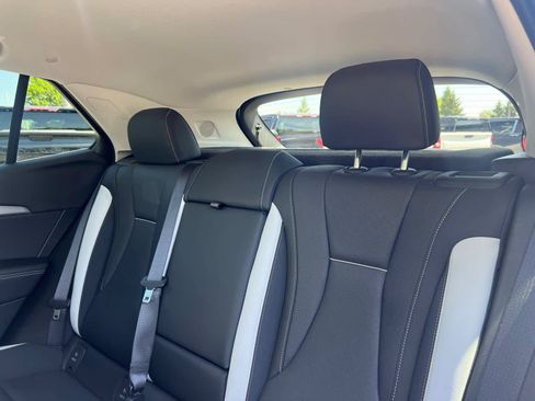 Certified 2025 Buick Envision Sport Touring AWD/4WD image 29