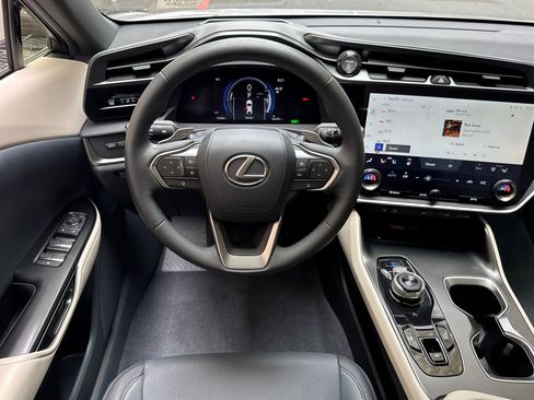Used 2024 Lexus RZ 300e Premium w/ Technology Package FWD image 31