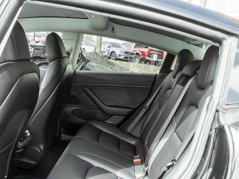 Used 2020 Tesla Model 3 Long Range AWD/4WD image 25