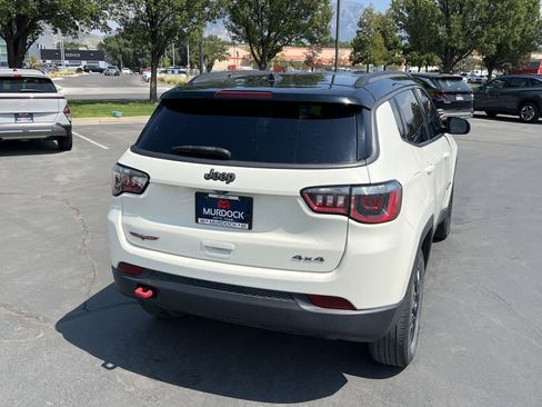 Used 2019 Jeep Compass Trailhawk AWD/4WD image 8