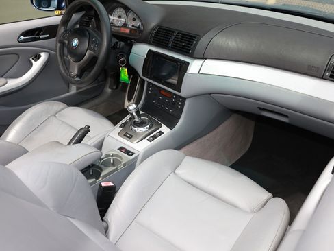Used 2005 BMW M3 Convertible RWD image 17
