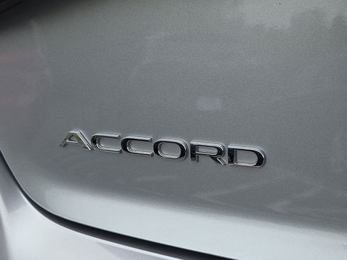 Used 2024 Honda Accord EX image 31