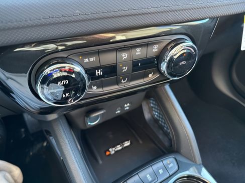 New 2026 Chevrolet TrailBlazer LT w/ Convenience Package image 13