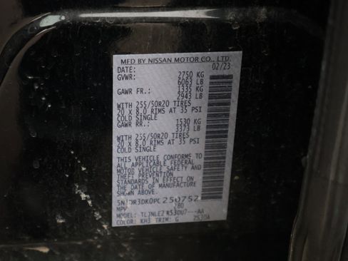 Used 2023 Nissan Pathfinder Platinum image 45