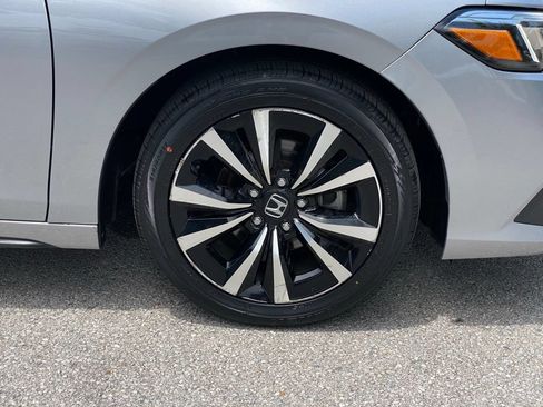 Used 2023 Honda Civic EX-L image 32