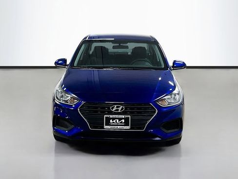 Used 2018 Hyundai Accent SE FWD image 2