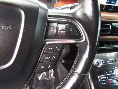Used 2021 Lincoln Nautilus Reserve w/ Equipment Group 201A FWD image 27