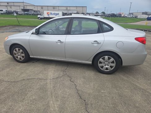 Used 2009 Hyundai Elantra GLS FWD image 5