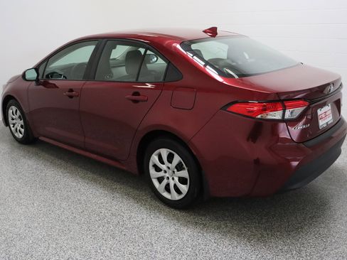 Certified 2025 Toyota Corolla LE FWD image 9