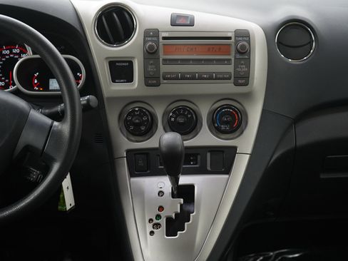 Used 2009 Toyota Matrix S image 14