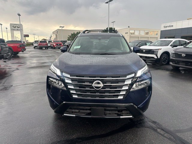 Used 2026 Nissan Rogue Platinum w/ Platinum Premium Package AWD/4WD image 4