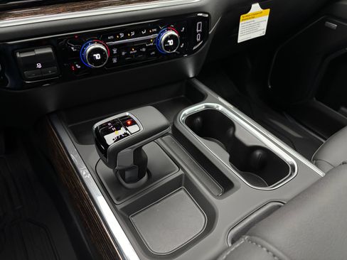 New 2026 GMC Sierra 1500 Elevation w/ Elevation Premium Package AWD/4WD image 28