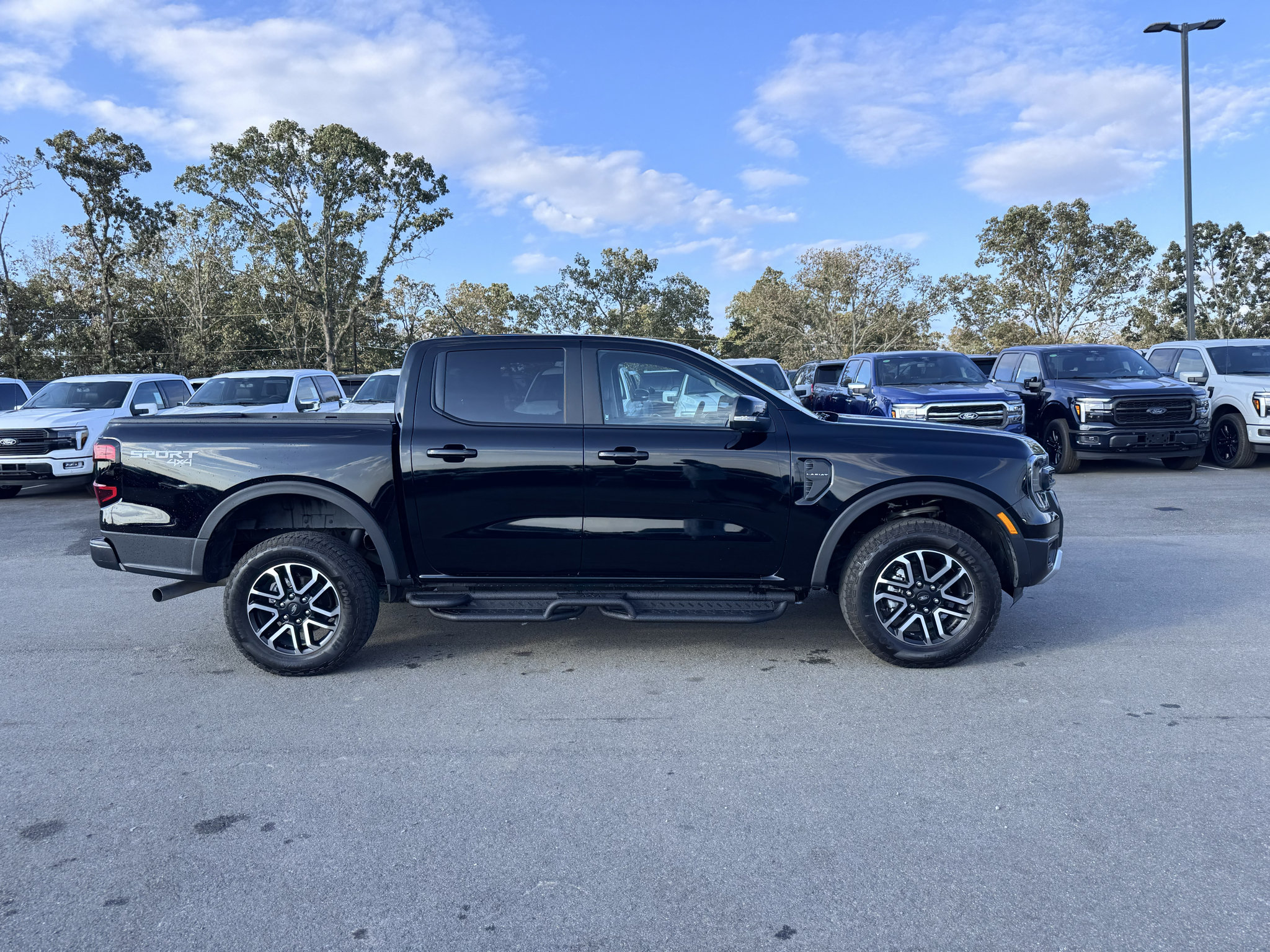 Certified 2025 Ford Ranger Lariat AWD/4WD image 5
