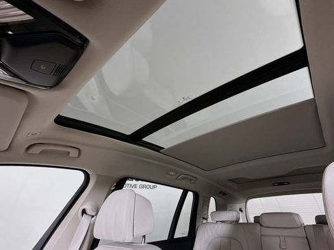 New 2026 BMW X7 xDrive40i w/ Premium Package image 23