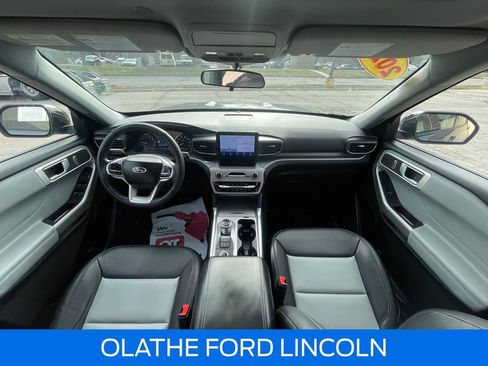 Used 2023 Ford Explorer XLT w/ Equipment Group 202A image 24