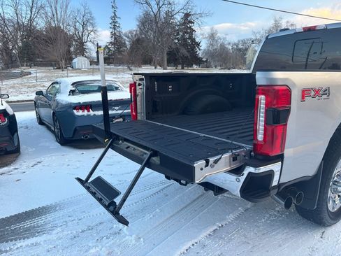 Used 2024 Ford F350 Lariat w/ Chrome Package image 11