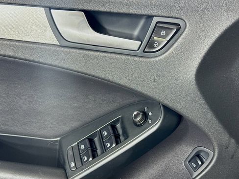 Used 2010 Audi A4 2.0T Premium image 19