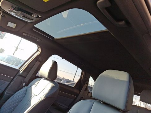 New 2025 Kia Sorento SX Prestige image 15