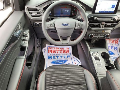 Used 2024 Ford Escape ST-Line w/ Equipment Group 301A image 7