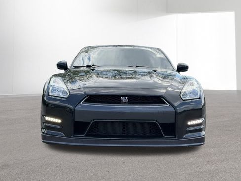 Used 2015 Nissan GT-R Black Edition AWD/4WD image 8