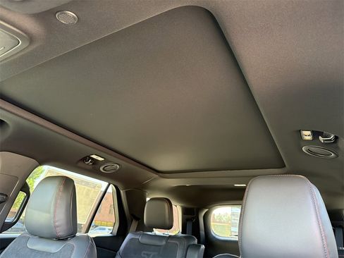 New 2026 Ford Explorer ST w/ Sun And Sound Package image 3