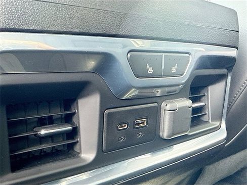 Used 2020 Chevrolet Silverado 2500 High Country image 28