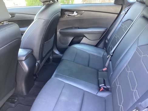 Used 2021 Toyota 4Runner TRD Off-Road Premium w/ Moonroof Package AWD/4WD image 5